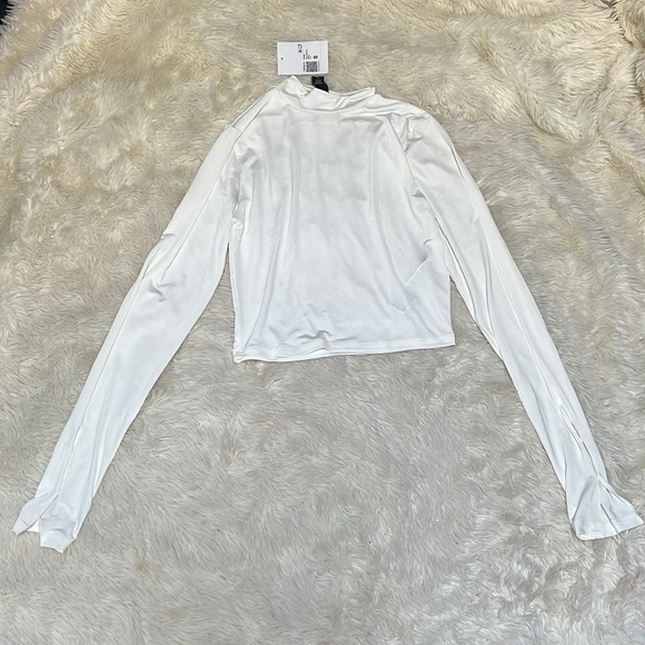 Forever 21 | Tops | Nwt Forever 2 White Mock Neck Top | Poshmark